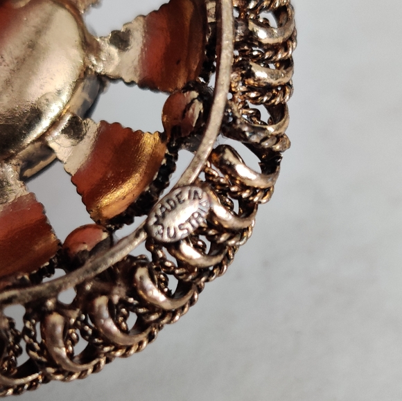 Vintage 60s Signed Austria Filigree Brooch - Picture 9 of 13